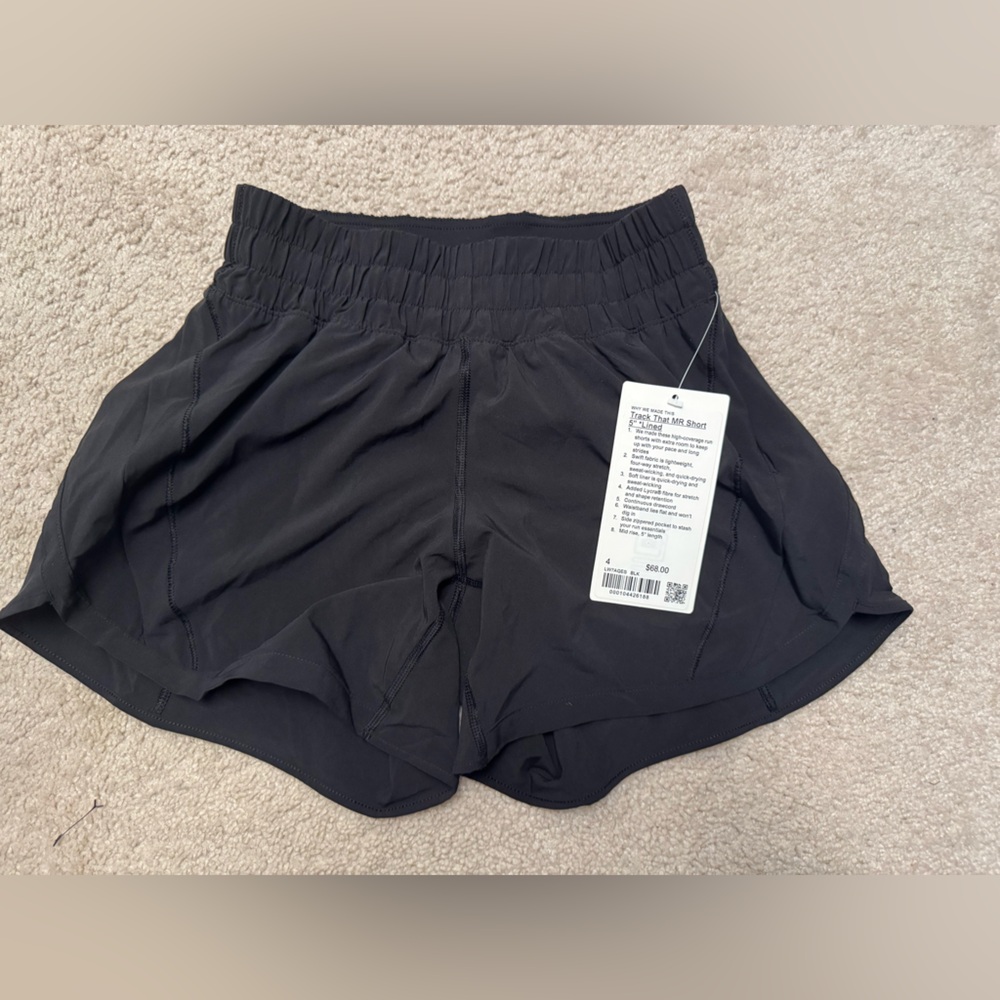 Lululemon Athletica Black Athletic Shorts track that MR 5” lined